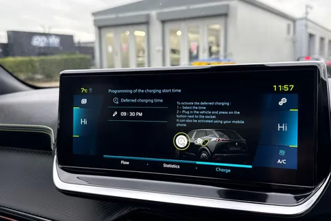 FP71NXT PEUGEOT e-2008 50kWh GT Auto 5dr Thumbnail #56