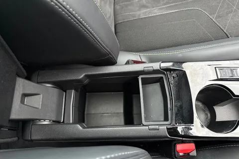 DE22LUR PEUGEOT 208 1.2 PureTech 100 GT Premium 5dr Thumbnail #62