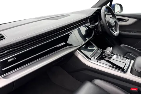 14 of 55 for Audi Q7 S line 50 TDI quattro 286 PS tiptronic