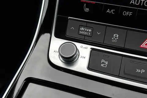 45 of 55 for Audi Q7 S line 50 TDI quattro 286 PS tiptronic