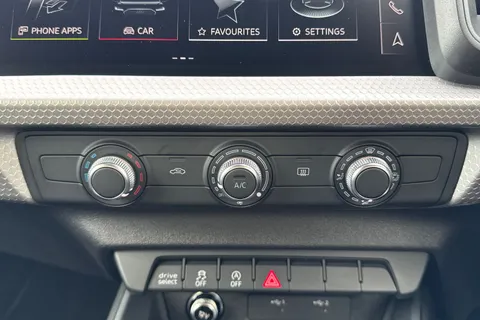  Audi A1 1.0 TFSI 30 S line Sportback Euro 6 (s/s) 5dr Thumbnail #22