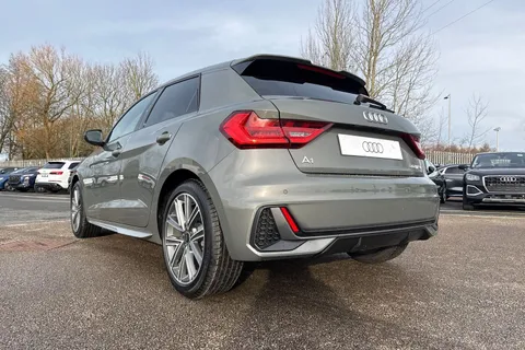  Audi A1 1.0 TFSI 30 S line Sportback Euro 6 (s/s) 5dr Thumbnail #36