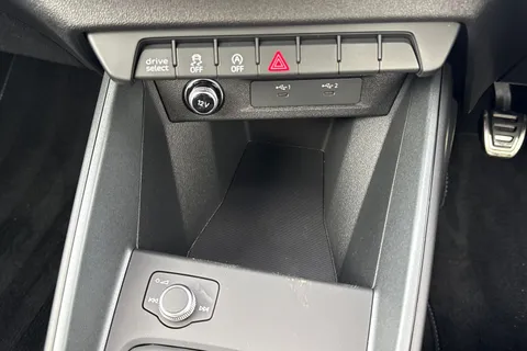  Audi A1 1.0 TFSI 30 S line Sportback Euro 6 (s/s) 5dr Thumbnail #44