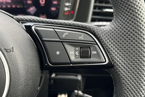  Audi A1 1.0 TFSI 30 S line Sportback Euro 6 (s/s) 5dr Thumbnail #48