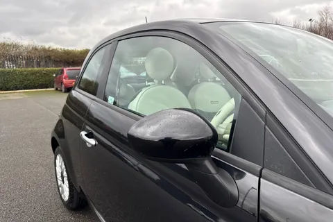 28 of 65 for FIAT 500 1.0 MHEV Lounge Euro 6 (s/s) 3dr