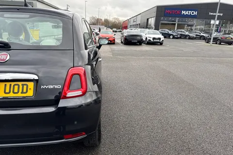 32 of 65 for FIAT 500 1.0 MHEV Lounge Euro 6 (s/s) 3dr