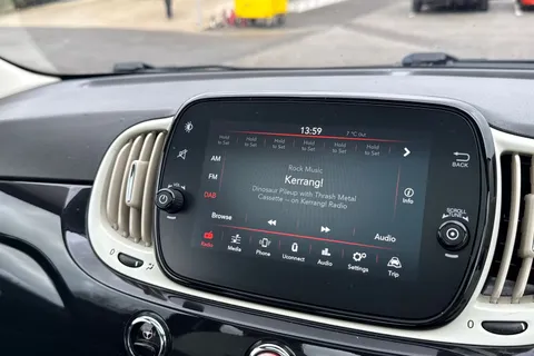 40 of 65 for FIAT 500 1.0 MHEV Lounge Euro 6 (s/s) 3dr