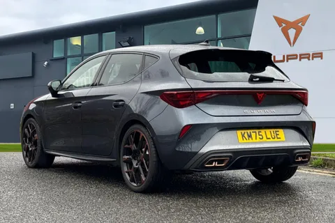 KM75LUE CUPRA Leon 1.5 eHybrid 25.8kWh VZ3 DSG Euro 6 (s/s) 5dr Thumbnail #3