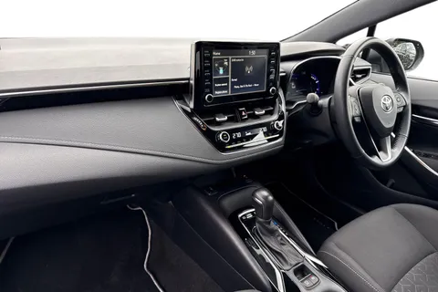 DF72EGU Toyota Corolla 1.8 VVT-h Icon CVT Euro 6 (s/s) 5dr Thumbnail #16