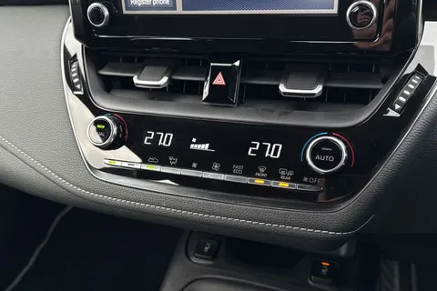 DF72EGU Toyota Corolla 1.8 VVT-h Icon CVT Euro 6 (s/s) 5dr Thumbnail #23