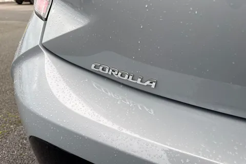 DF72EGU Toyota Corolla 1.8 VVT-h Icon CVT Euro 6 (s/s) 5dr Thumbnail #34