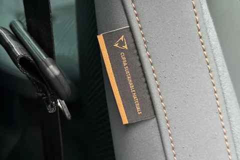 KM75LUE CUPRA Leon 1.5 eHybrid 25.8kWh VZ3 DSG Euro 6 (s/s) 5dr Thumbnail #34