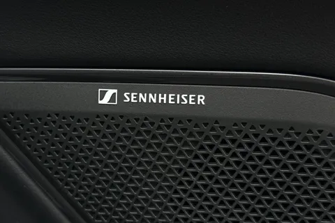 KM75LUE CUPRA Leon 1.5 eHybrid 25.8kWh VZ3 DSG Euro 6 (s/s) 5dr Thumbnail #36