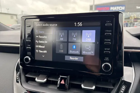 DF72EGU Toyota Corolla 1.8 VVT-h Icon CVT Euro 6 (s/s) 5dr Thumbnail #47