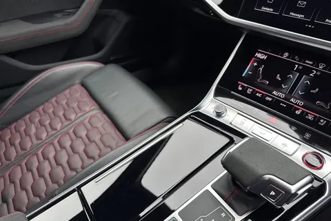 20 of 62 for Audi RS 6 Avant RS 6 Avant performance Carbon Vorsprung 630 PS tiptronic