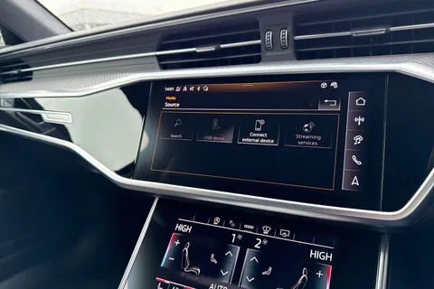 40 of 62 for Audi RS 6 Avant RS 6 Avant performance Carbon Vorsprung 630 PS tiptronic