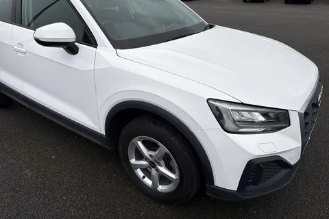 37 of 65 for Audi Q2 1.0 TFSI 30 Technik Euro 6 (s/s) 5dr
