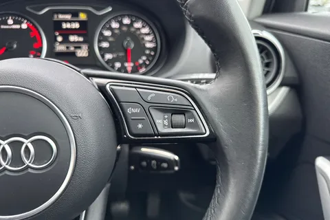 40 of 65 for Audi Q2 1.0 TFSI 30 Technik Euro 6 (s/s) 5dr