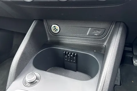 54 of 65 for Audi Q2 1.0 TFSI 30 Technik Euro 6 (s/s) 5dr