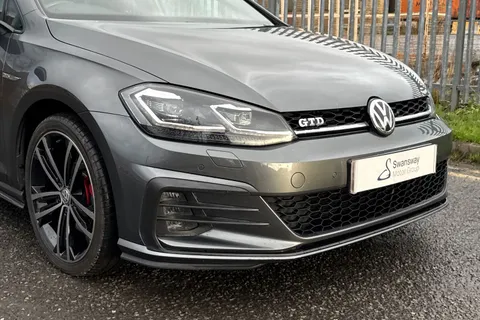 LP19DYT Volkswagen Golf 2.0 TDI GTD DSG Euro 6 (s/s) 5dr Thumbnail #8