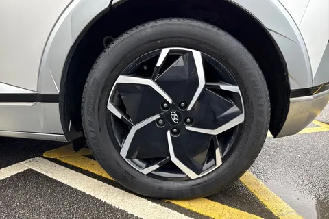 23 of 47 for Hyundai Ioniq 5 77kWh Premium Auto 5dr