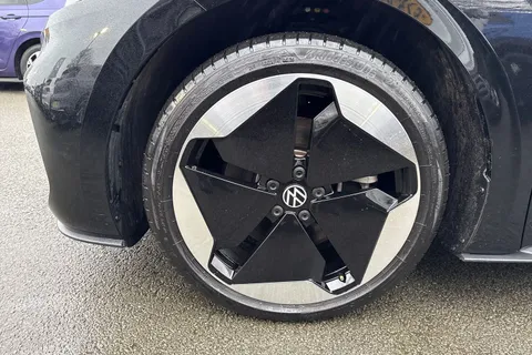 13 of 47 for VOLKSWAGEN ID.3 150kW Essential Pro S 77kWh 5dr Auto