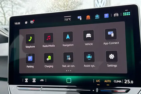 17 of 47 for VOLKSWAGEN ID.3 150kW Essential Pro S 77kWh 5dr Auto