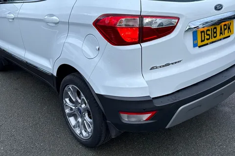 8 of 42 for Ford Ecosport 1.0T EcoBoost Titanium Euro 6 (s/s) 5dr