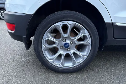 11 of 42 for Ford Ecosport 1.0T EcoBoost Titanium Euro 6 (s/s) 5dr