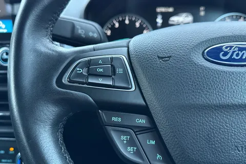 31 of 42 for Ford Ecosport 1.0T EcoBoost Titanium Euro 6 (s/s) 5dr