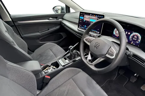 KM25LRE Volkswagen Golf 1.5 TSI 150 Style 5dr | Sat Nav | Adaptive Cruise Control Thumbnail #15