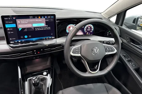 KM25LRE Volkswagen Golf 1.5 TSI 150 Style 5dr | Sat Nav | Adaptive Cruise Control Thumbnail #19