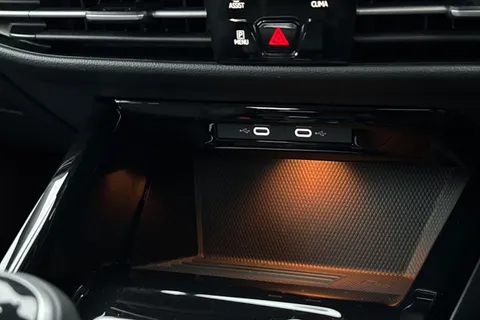 KM25LRE Volkswagen Golf 1.5 TSI 150 Style 5dr | Sat Nav | Adaptive Cruise Control Thumbnail #35