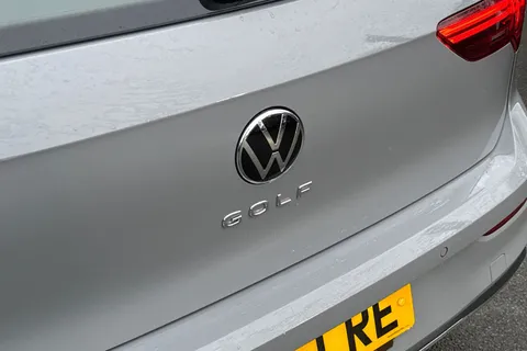 KM25LRE Volkswagen Golf 1.5 TSI 150 Style 5dr | Sat Nav | Adaptive Cruise Control Thumbnail #40