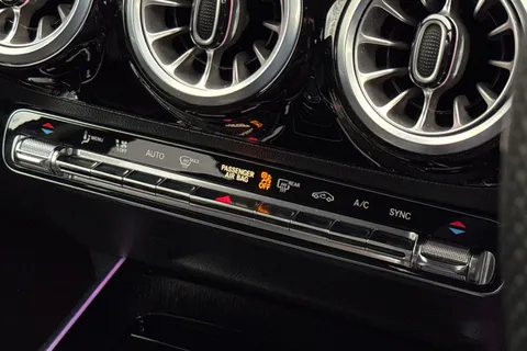 MM74EXH Mercedes-Benz Gla 200 AMG Line Premium 5dr Auto Thumbnail #22