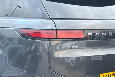 20 of 47 for Land Rover Range Rover Sport 3.0 D300 Dynamic SE 5dr