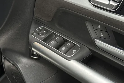 MM74EXH Mercedes-Benz Gla 200 AMG Line Premium 5dr Auto Thumbnail #24