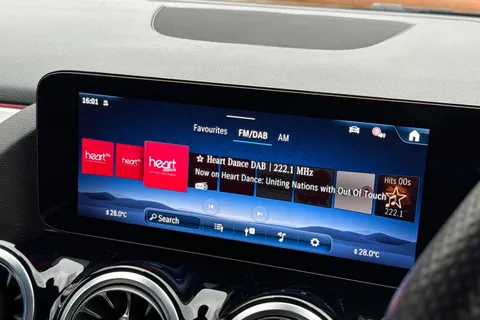 MM74EXH Mercedes-Benz Gla 200 AMG Line Premium 5dr Auto Thumbnail #42