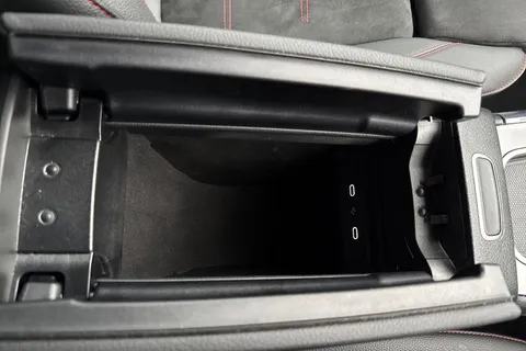 MM74EXH Mercedes-Benz Gla 200 AMG Line Premium 5dr Auto Thumbnail #50