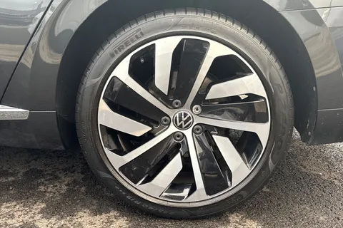 13 of 51 for VOLKSWAGEN ARTEON 2.0 TSI R-Line 5dr DSG