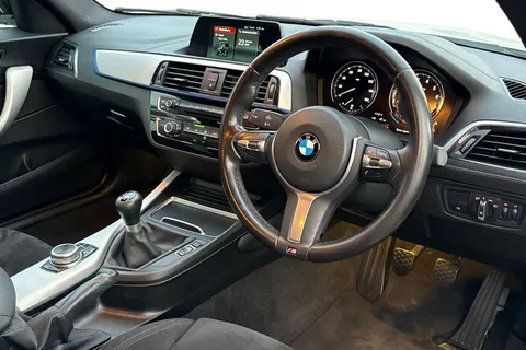 HS18GHA BMW 2 Series 1.5 218i M Sport Euro 6 (s/s) 2dr Thumbnail #15