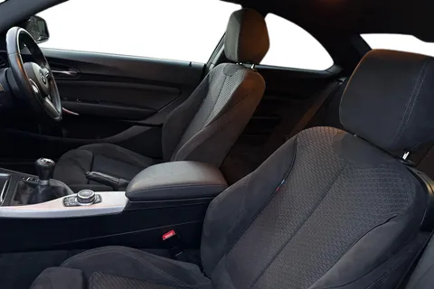 HS18GHA BMW 2 Series 1.5 218i M Sport Euro 6 (s/s) 2dr Thumbnail #17