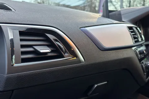 HS18GHA BMW 2 Series 1.5 218i M Sport Euro 6 (s/s) 2dr Thumbnail #37