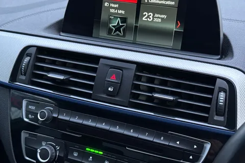 HS18GHA BMW 2 Series 1.5 218i M Sport Euro 6 (s/s) 2dr Thumbnail #52