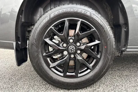 DC75FVO Volkswagen Transporter T28 Panel Van Commerce Pro SWB 150 PS 2.0 TDI 6sp Manual -  Delivery Miles Thumbnail #11