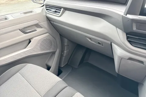 DC75FVO Volkswagen Transporter T28 Panel Van Commerce Pro SWB 150 PS 2.0 TDI 6sp Manual -  Delivery Miles Thumbnail #20