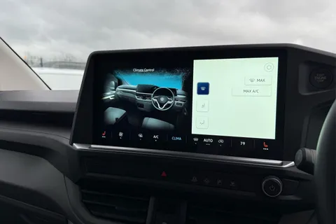 DC75FVO Volkswagen Transporter T28 Panel Van Commerce Pro SWB 150 PS 2.0 TDI 6sp Manual -  Delivery Miles Thumbnail #22