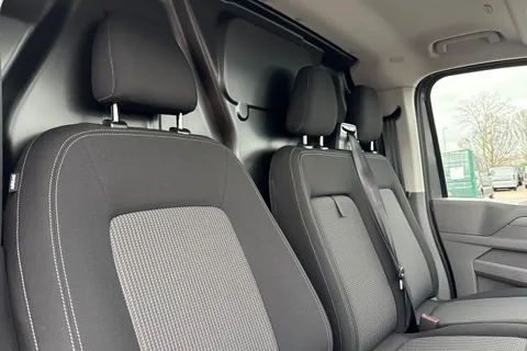 DC75FVO Volkswagen Transporter T28 Panel Van Commerce Pro SWB 150 PS 2.0 TDI 6sp Manual -  Delivery Miles Thumbnail #24