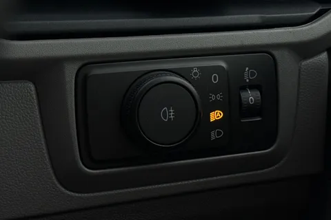 DC75FVO Volkswagen Transporter T28 Panel Van Commerce Pro SWB 150 PS 2.0 TDI 6sp Manual -  Delivery Miles Thumbnail #44