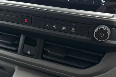 DC75FVO Volkswagen Transporter T28 Panel Van Commerce Pro SWB 150 PS 2.0 TDI 6sp Manual -  Delivery Miles Thumbnail #45